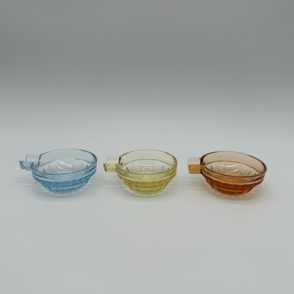 Federal Glass Pastel Nesting Sauce Pourers Set of 3 Blue Yellow Amber Vintage